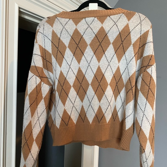 Zaful small sweater - Picture 2 of 2
